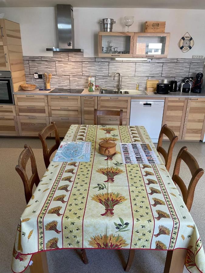 Spacieux Appartement มงส์ ภายนอก รูปภาพ
