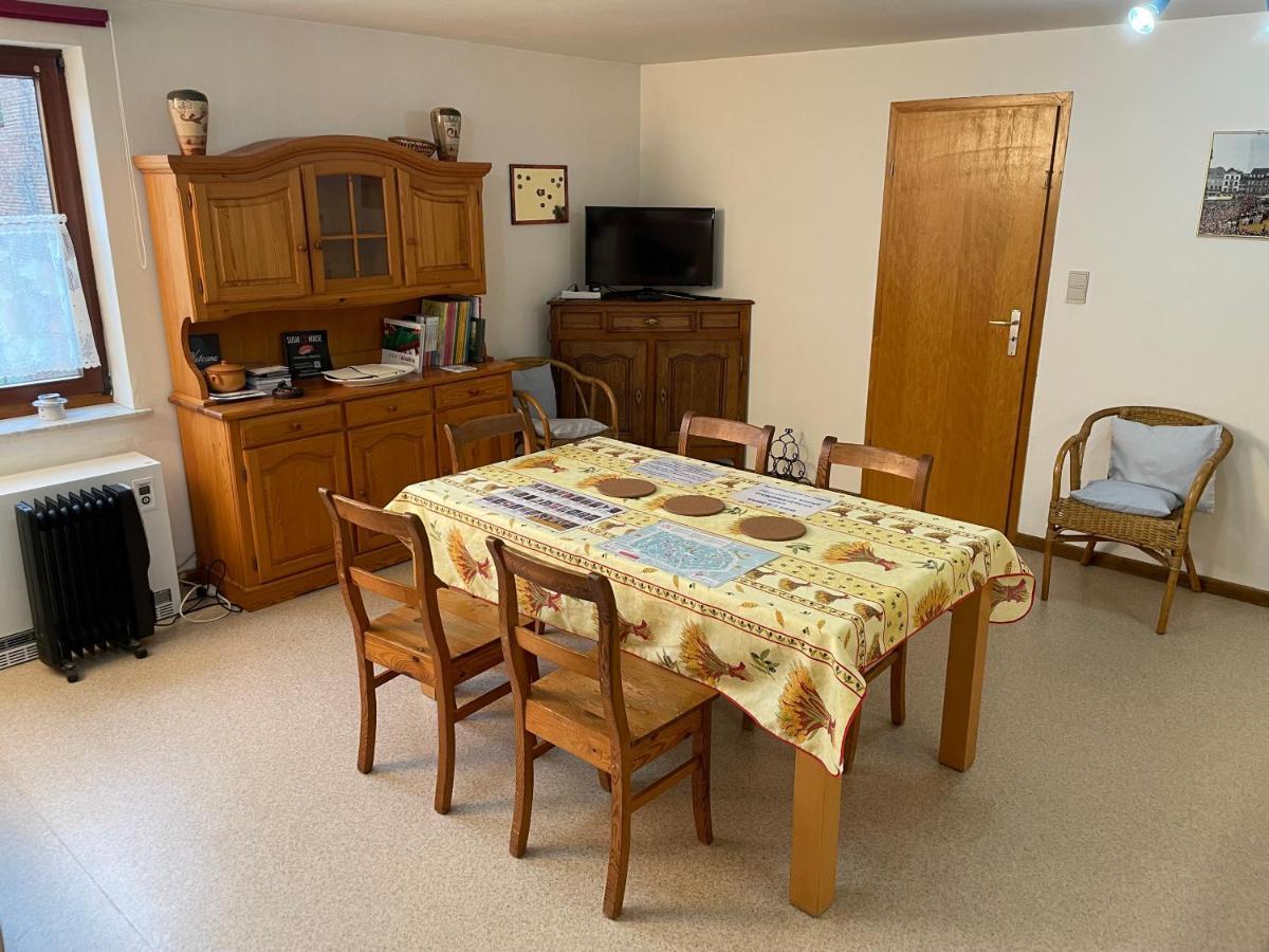 Spacieux Appartement มงส์ ภายนอก รูปภาพ